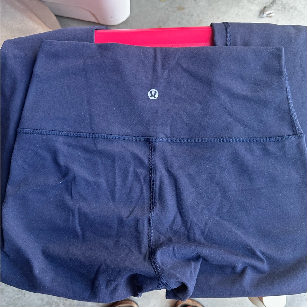 Lululemon women’s Wunder Under 3/4 length (6)